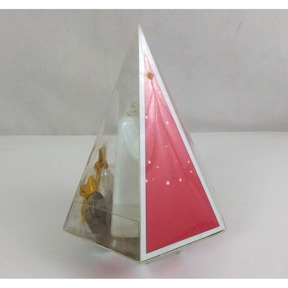 NWT 2008 CIB Target Shake It White Ceramic Salt Pepper & Shakers - Picture 4 of 6